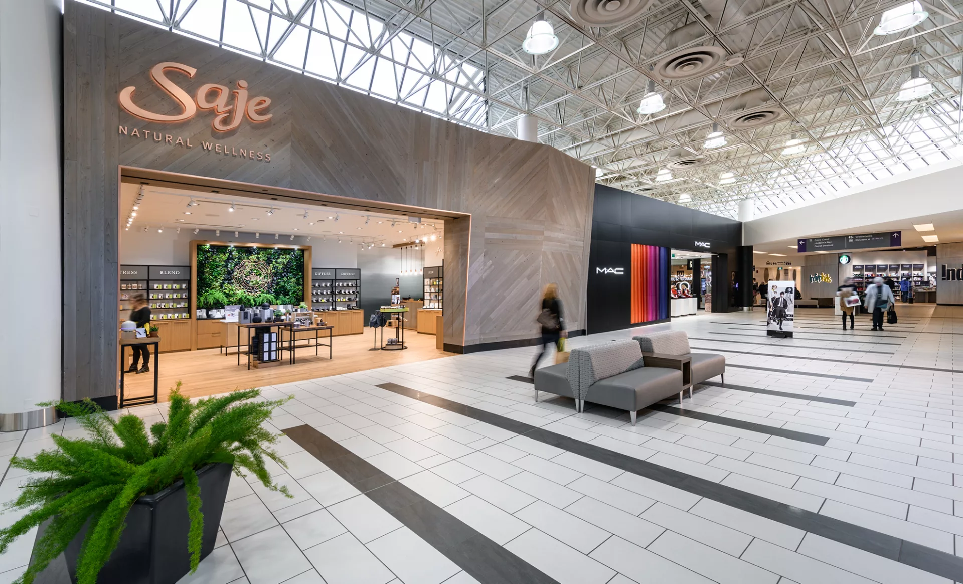 Hollister deals tsawwassen mills
