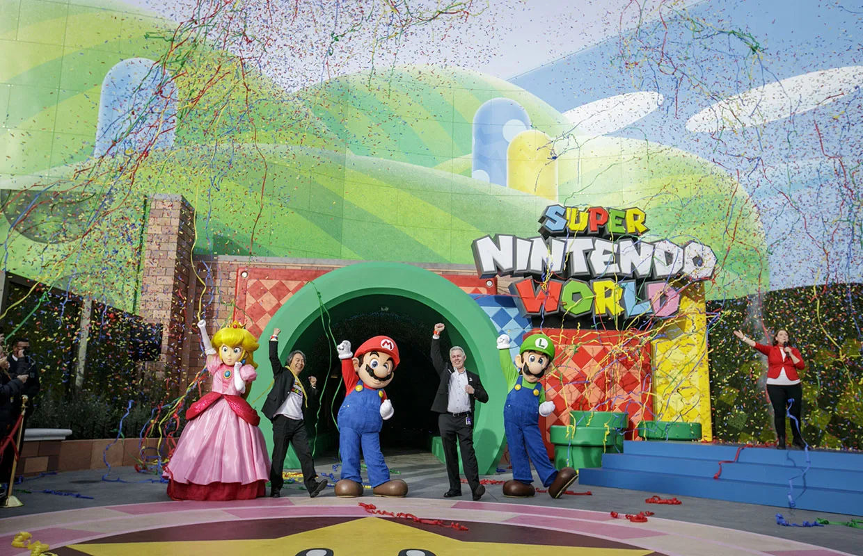 SUPER NINTENDO WORLD