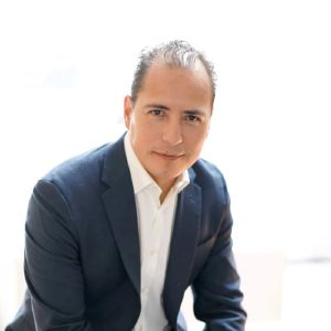 Milton Magos